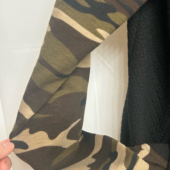 Love in Faith Camouflage Hoodie - Picture 4 of 6